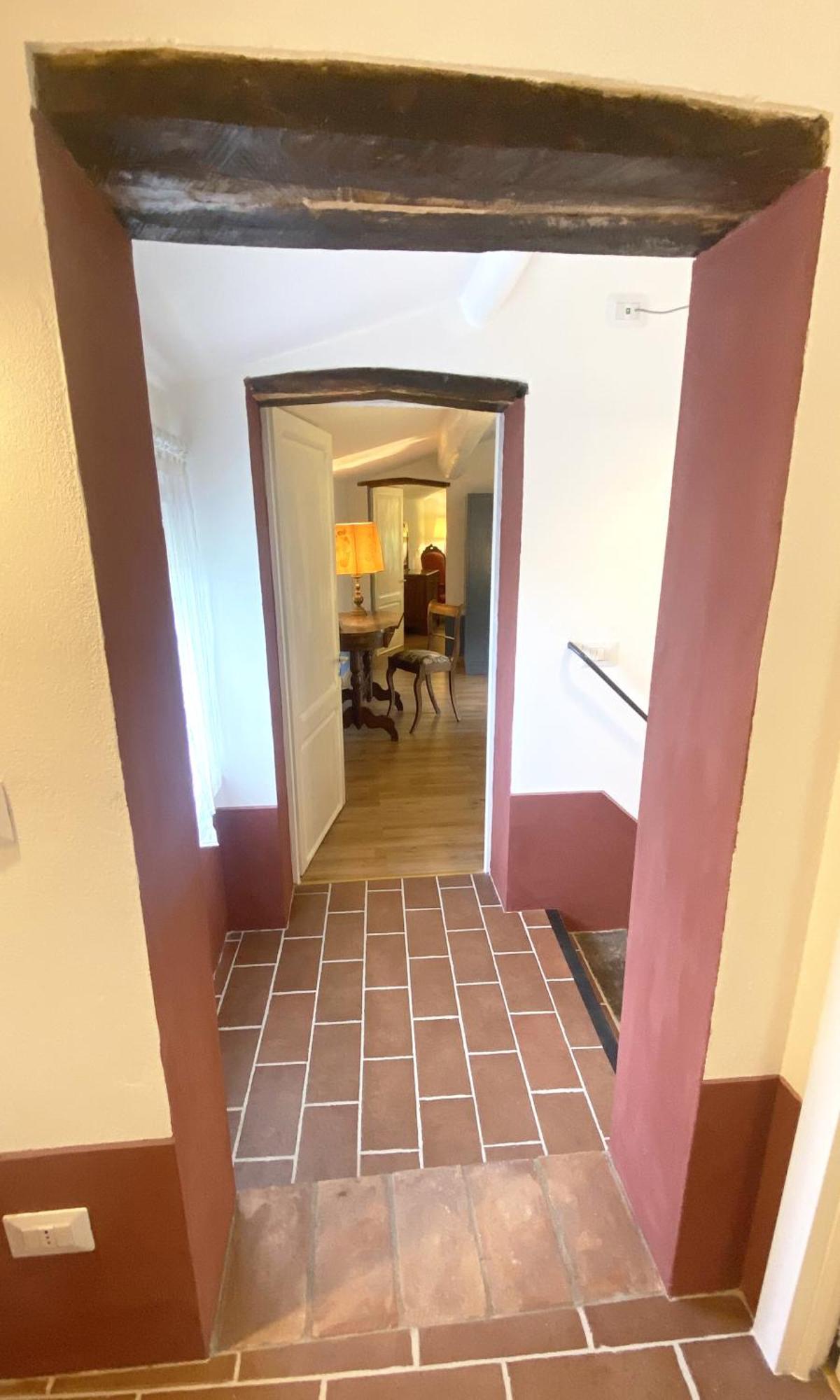 La Tonnaia Apartment Lari Bagian luar foto