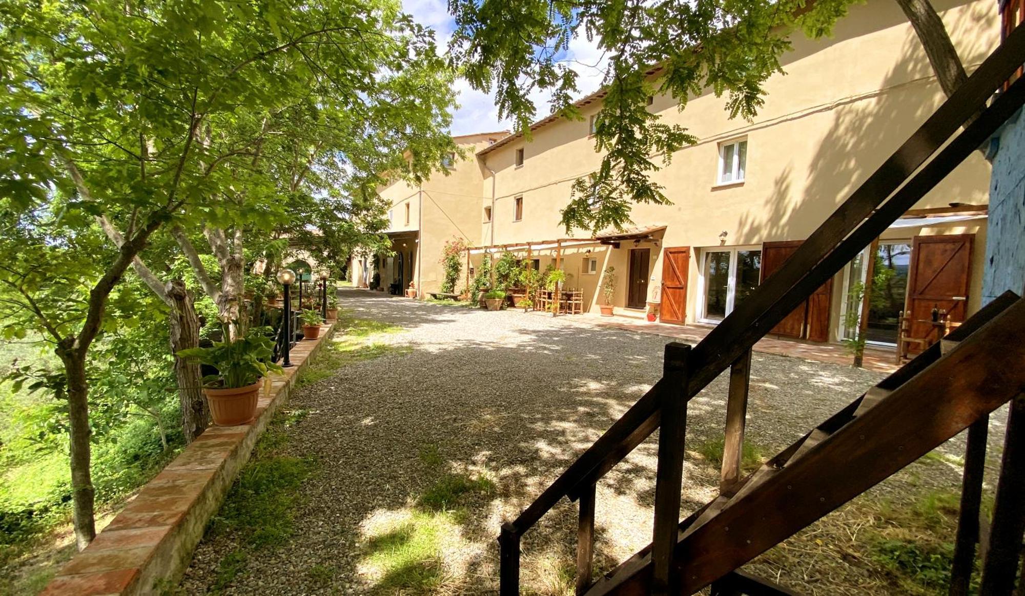 La Tonnaia Apartment Lari Bagian luar foto