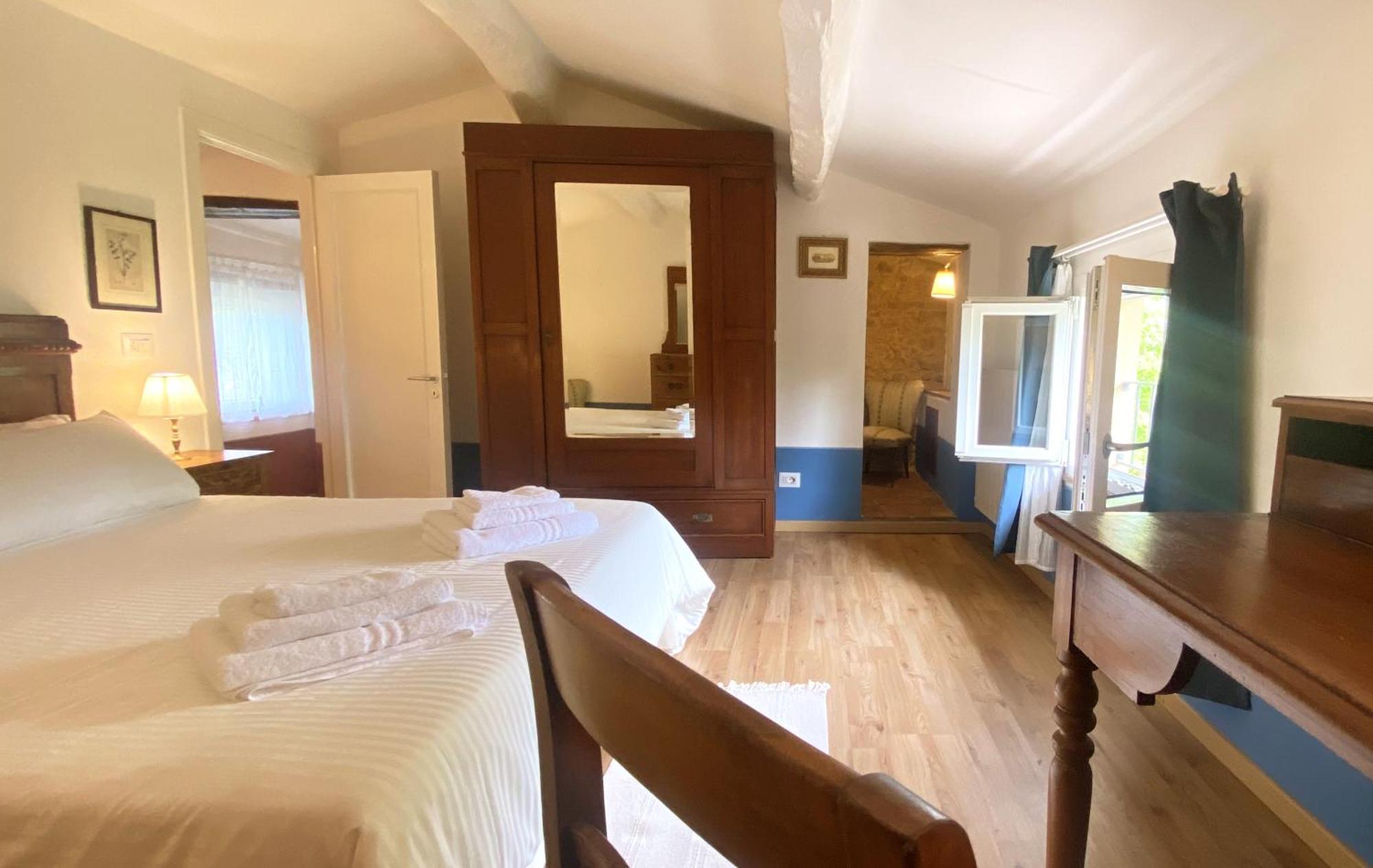 La Tonnaia Apartment Lari Bagian luar foto